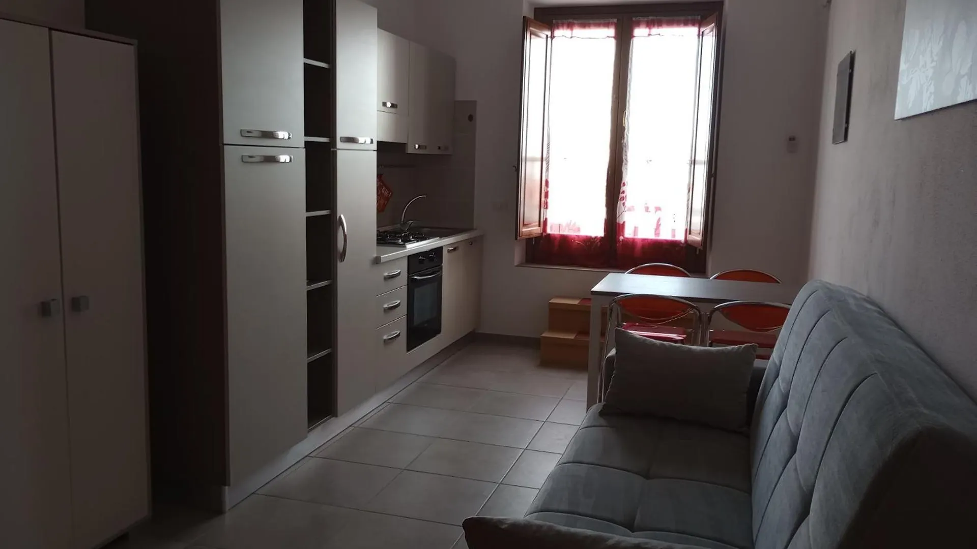 Casa Vacanze Di Alex Càbras Διαμέρισμα